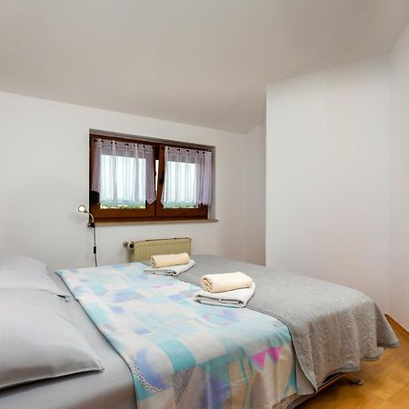 Apartments Kristina Ровин Екстериор снимка